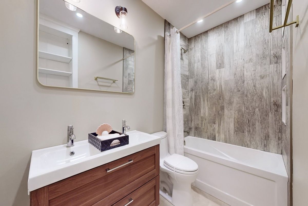 60 Hillview Drive Newmarket 60 Hillview Drive Newmarket