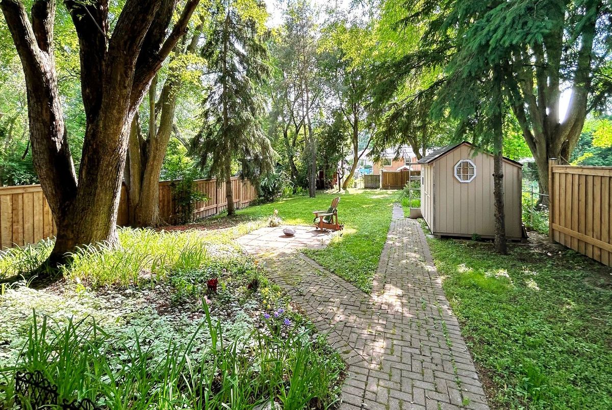 60 Hillview Drive Newmarket 60 Hillview Drive Newmarket