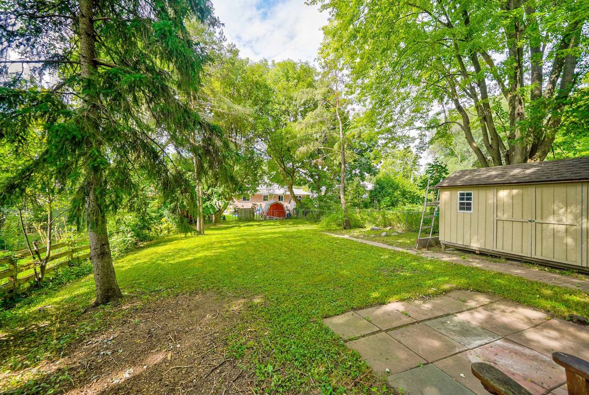 60 Hillview Drive Newmarket 60 Hillview Drive Newmarket