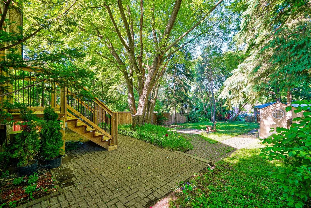 60 Hillview Drive Newmarket 60 Hillview Drive Newmarket