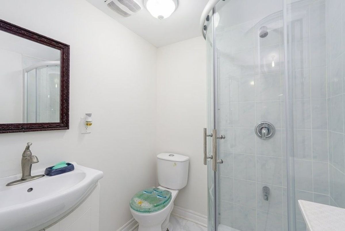 48 Bay Hill Dr Vaughan 48 Bay Hill Dr Vaughan