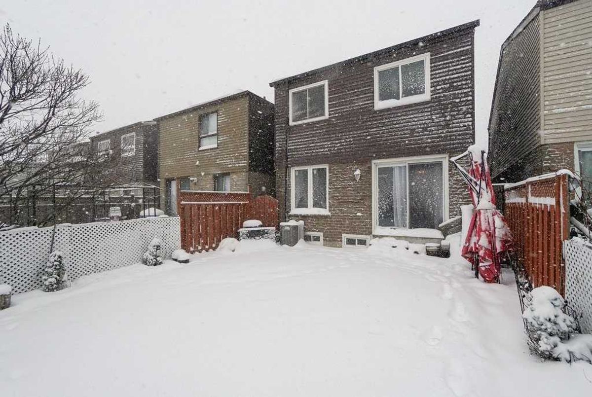 48 Bay Hill Dr Vaughan 48 Bay Hill Dr Vaughan