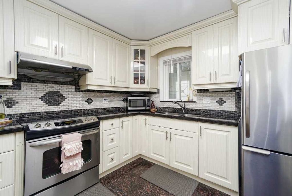 48 Bay Hill Dr Vaughan 48 Bay Hill Dr Vaughan