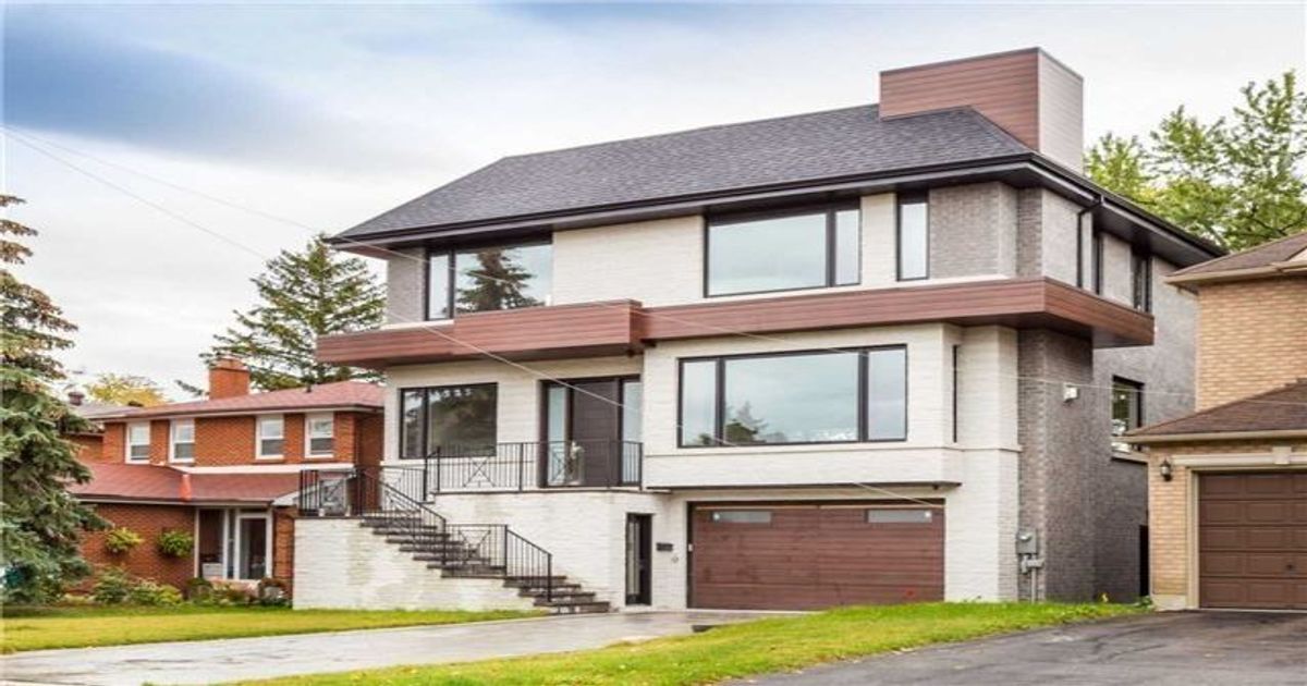 15 Lund St Richmond Hill