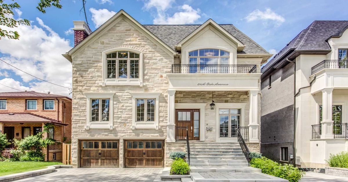 84A Oak Ave Richmond Hill