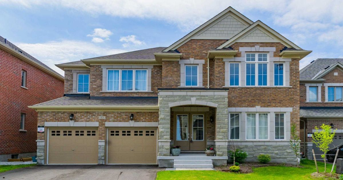 13 Ken Sinclair Crt Aurora