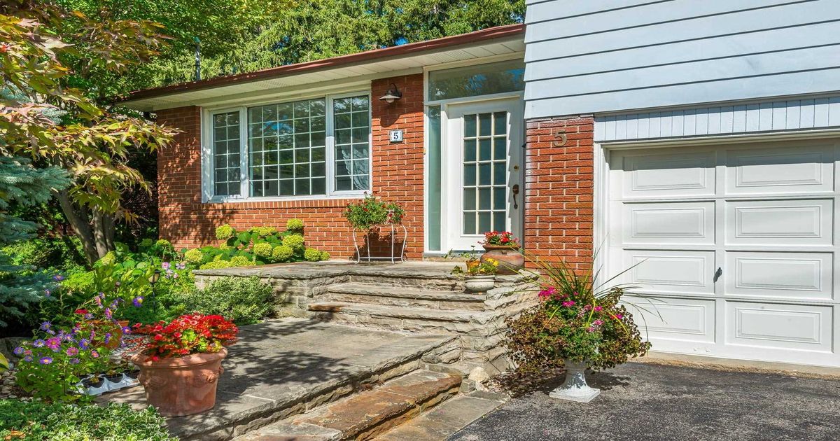 5 Johnson St Markham