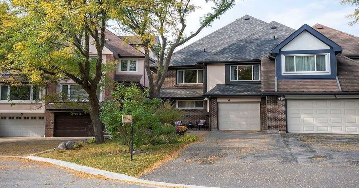 4 Grosvenor Crt Markham