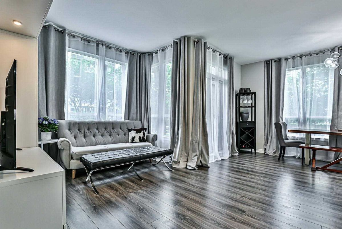 50 Disera Dr Vaughan 50 Disera Dr Vaughan