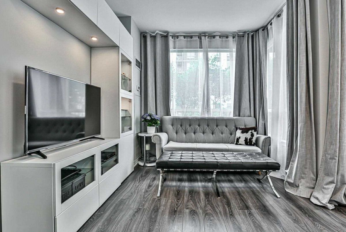 50 Disera Dr Vaughan 50 Disera Dr Vaughan