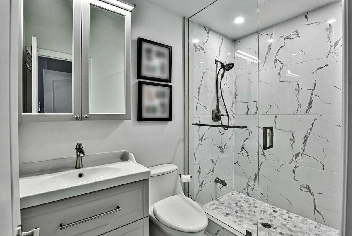 50 Disera Dr Vaughan 50 Disera Dr Vaughan