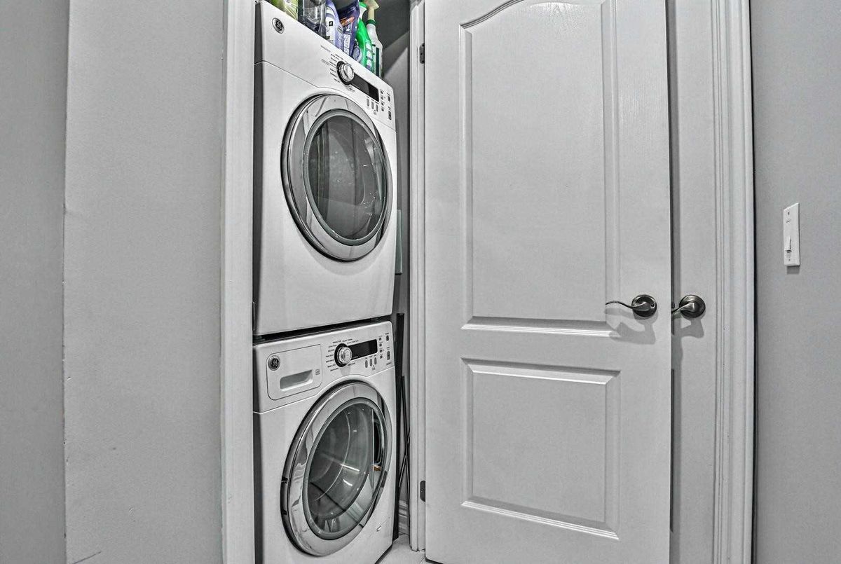 50 Disera Dr Vaughan 50 Disera Dr Vaughan