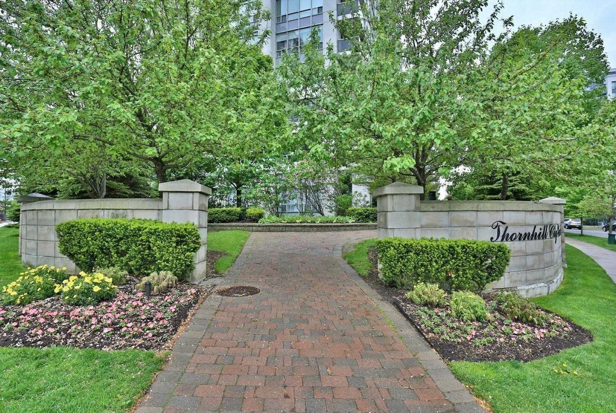 50 Disera Dr Vaughan 50 Disera Dr Vaughan