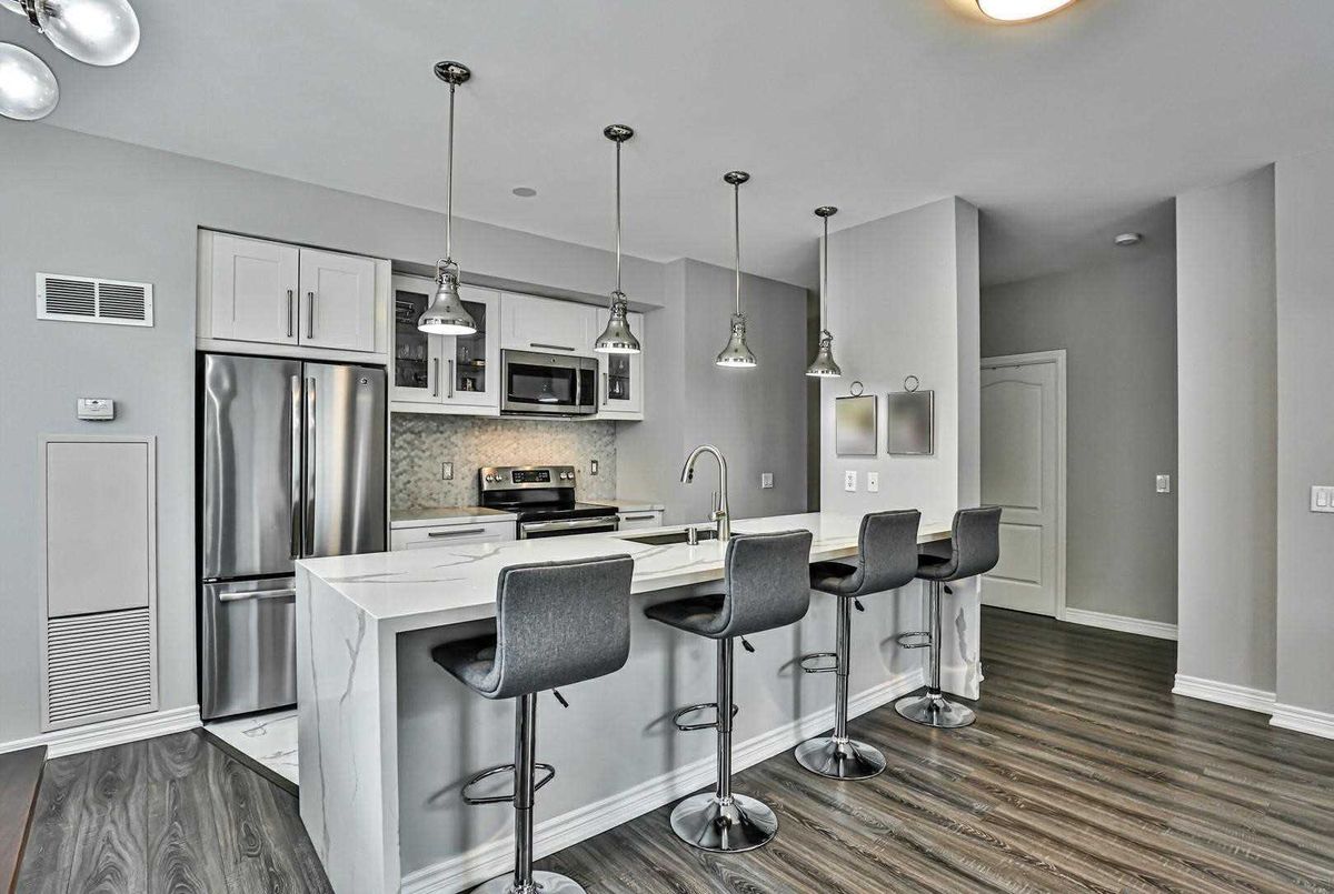 50 Disera Dr Vaughan 50 Disera Dr Vaughan