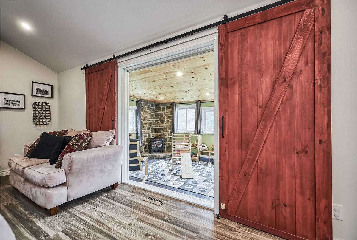 72 Riverview Beach Rd Georgina 72 Riverview Beach Rd Georgina