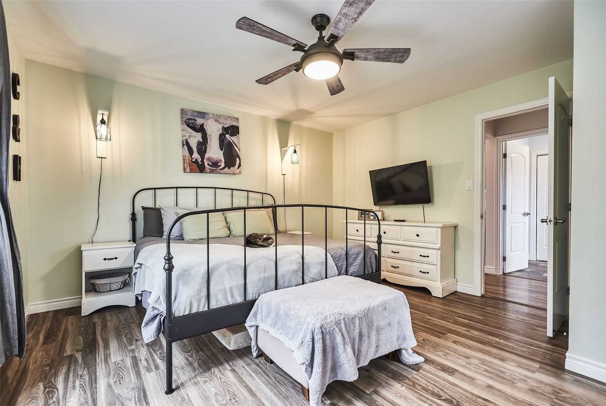 72 Riverview Beach Rd Georgina 72 Riverview Beach Rd Georgina