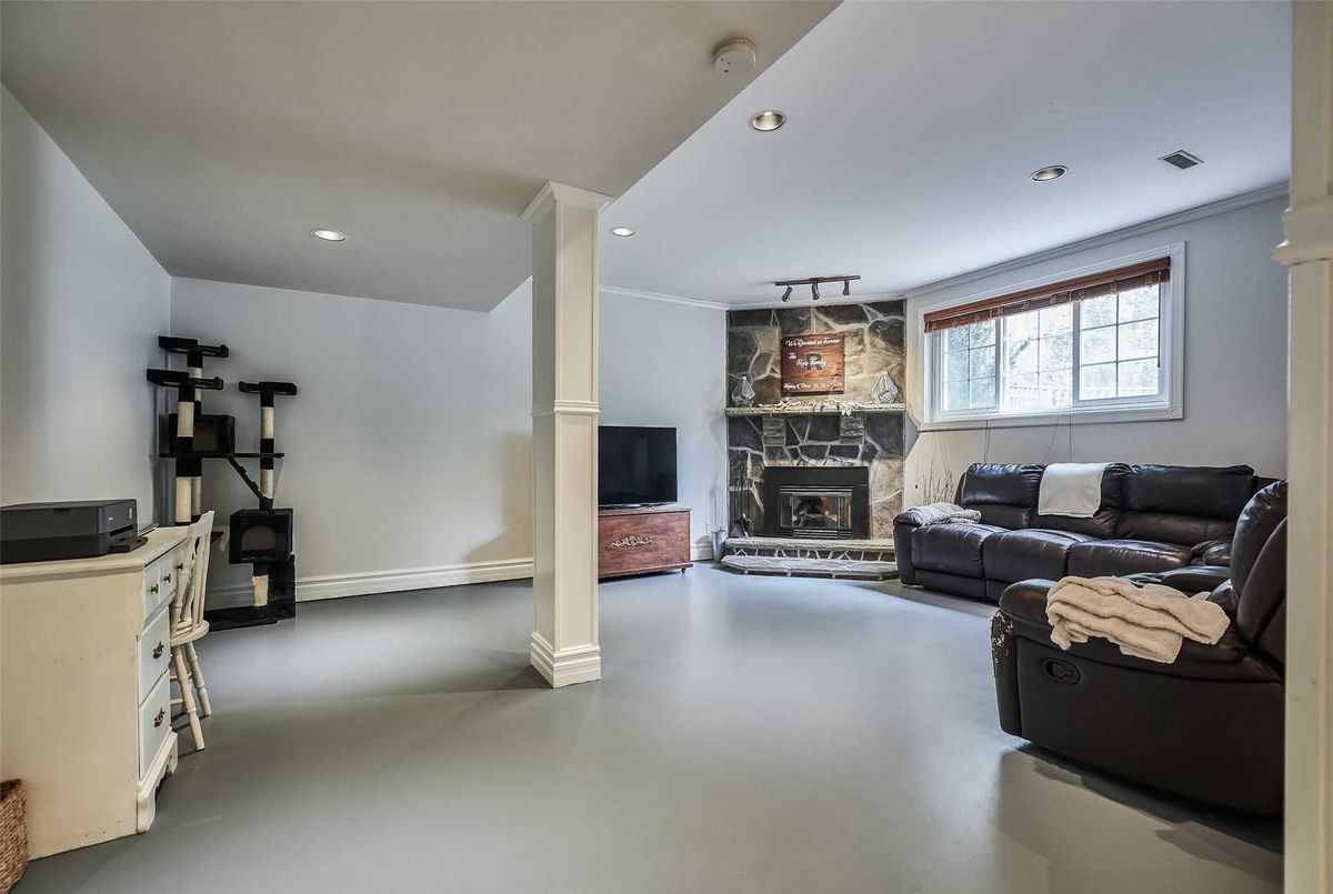 72 Riverview Beach Rd Georgina 72 Riverview Beach Rd Georgina