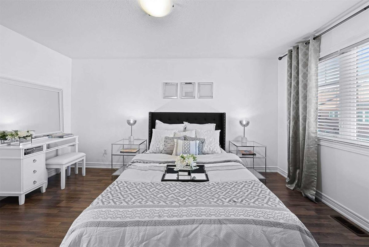 img-gallery