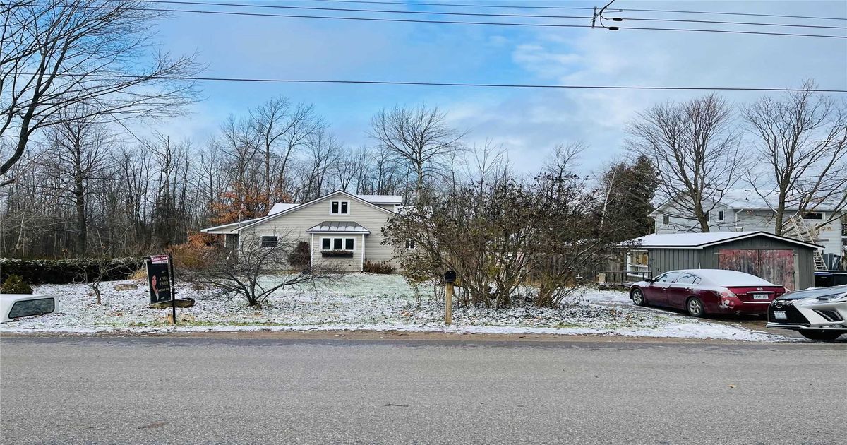 802 Cedarvale Dr Innisfil