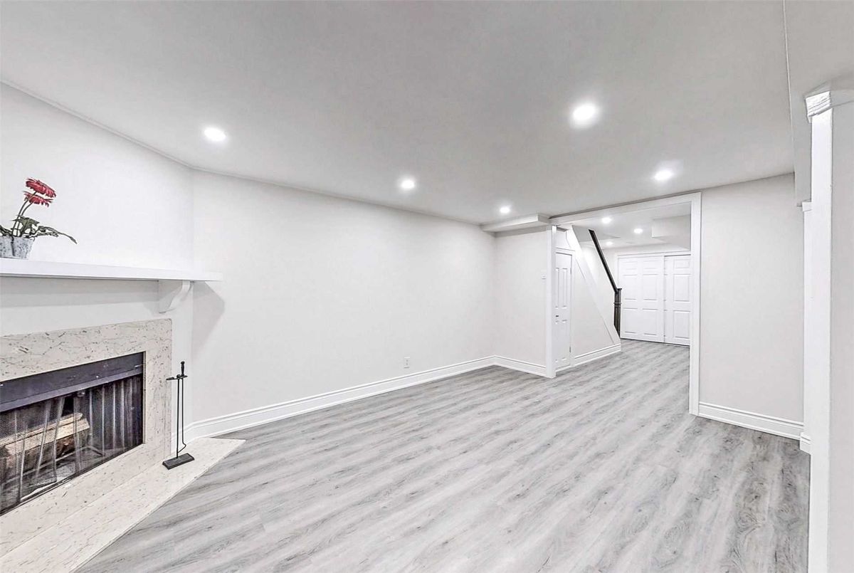 53 Kindale Way Markham 53 Kindale Way Markham