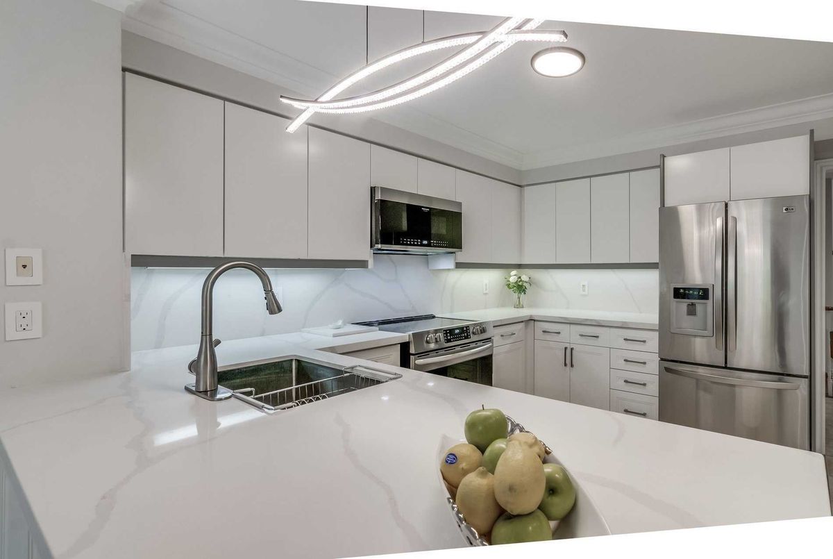 19 Desert View Cres Richmond Hill 19 Desert View Cres Richmond Hill