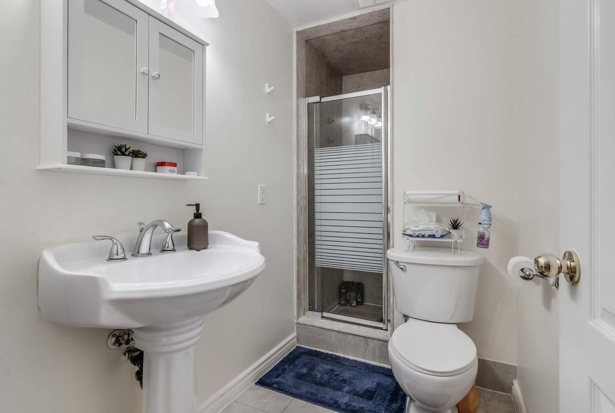 19 Desert View Cres Richmond Hill 19 Desert View Cres Richmond Hill