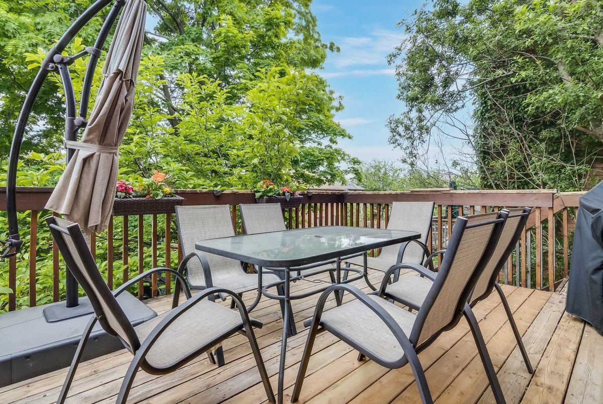 19 Desert View Cres Richmond Hill 19 Desert View Cres Richmond Hill