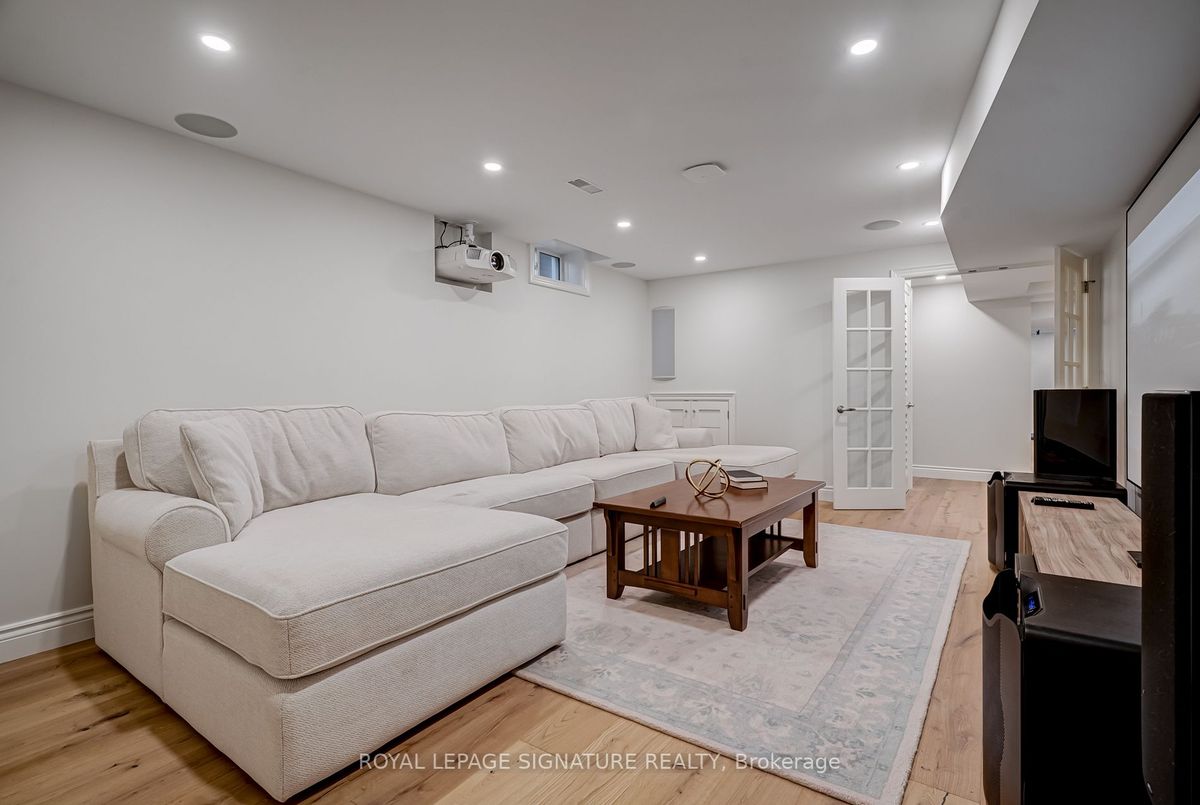 18 Brucefield Crt Whitchurch-Stouffville 18 Brucefield Crt Whitchurch-Stouffville