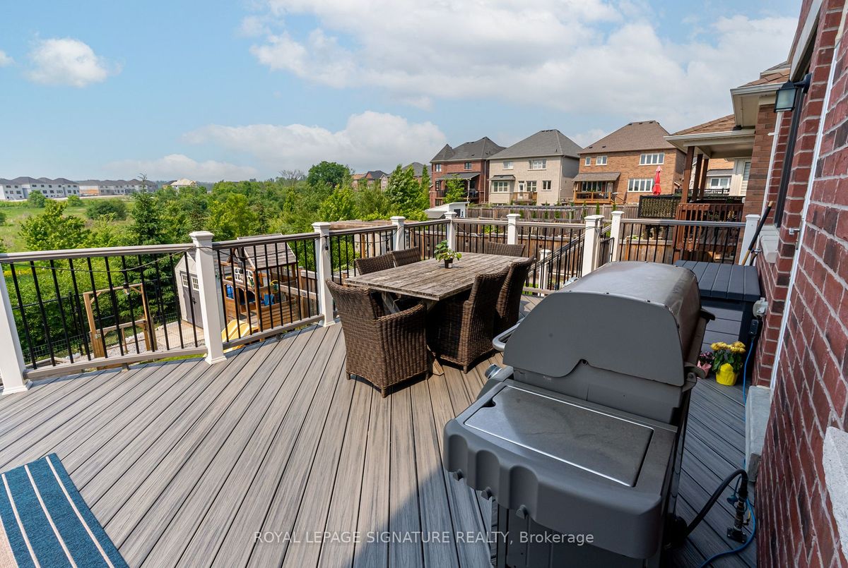 18 Brucefield Crt Whitchurch-Stouffville 18 Brucefield Crt Whitchurch-Stouffville