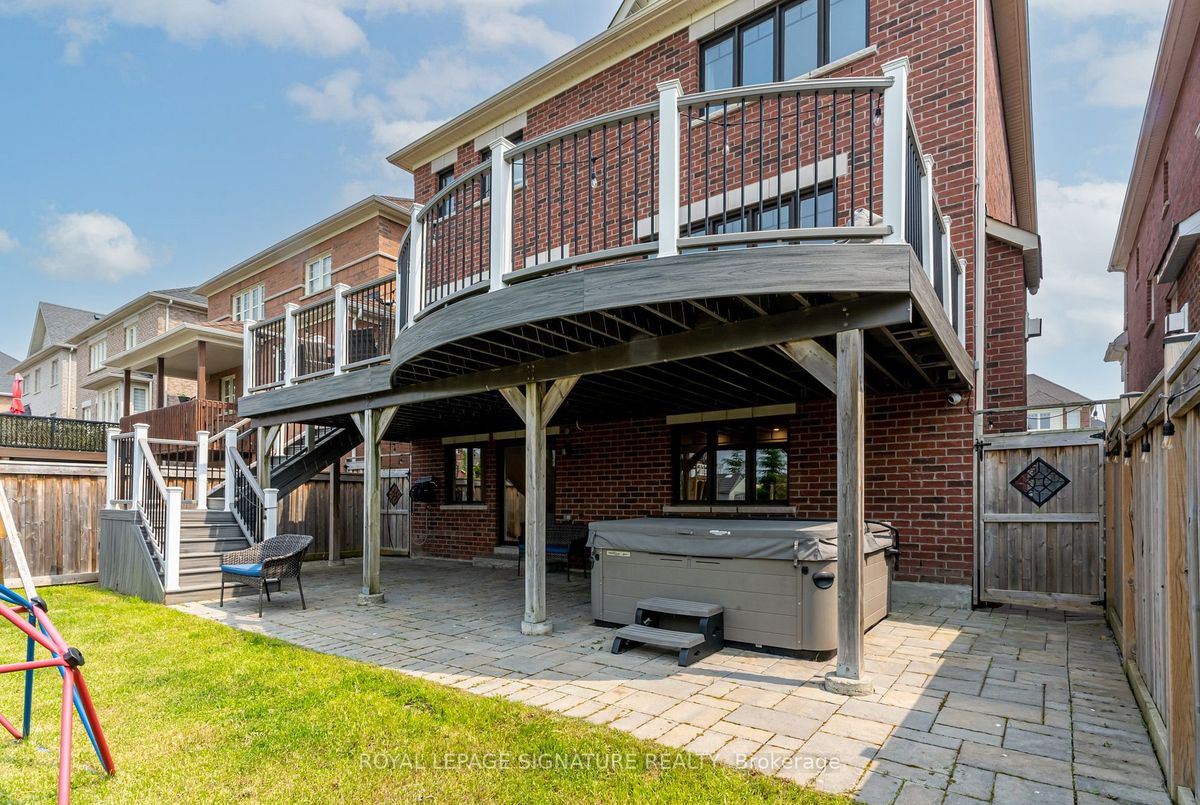 18 Brucefield Crt Whitchurch-Stouffville 18 Brucefield Crt Whitchurch-Stouffville