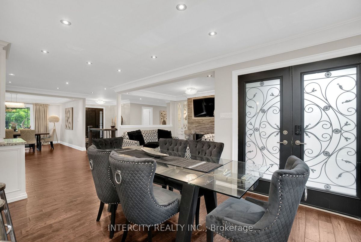 img-gallery