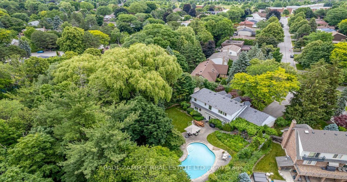 28 Sixpenny Crt Markham