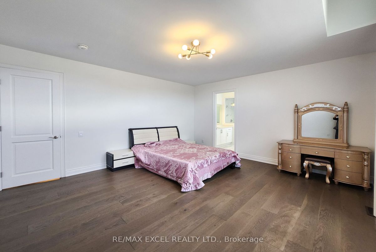 19 Sofia Olivia Cres Vaughan 19 Sofia Olivia Cres Vaughan