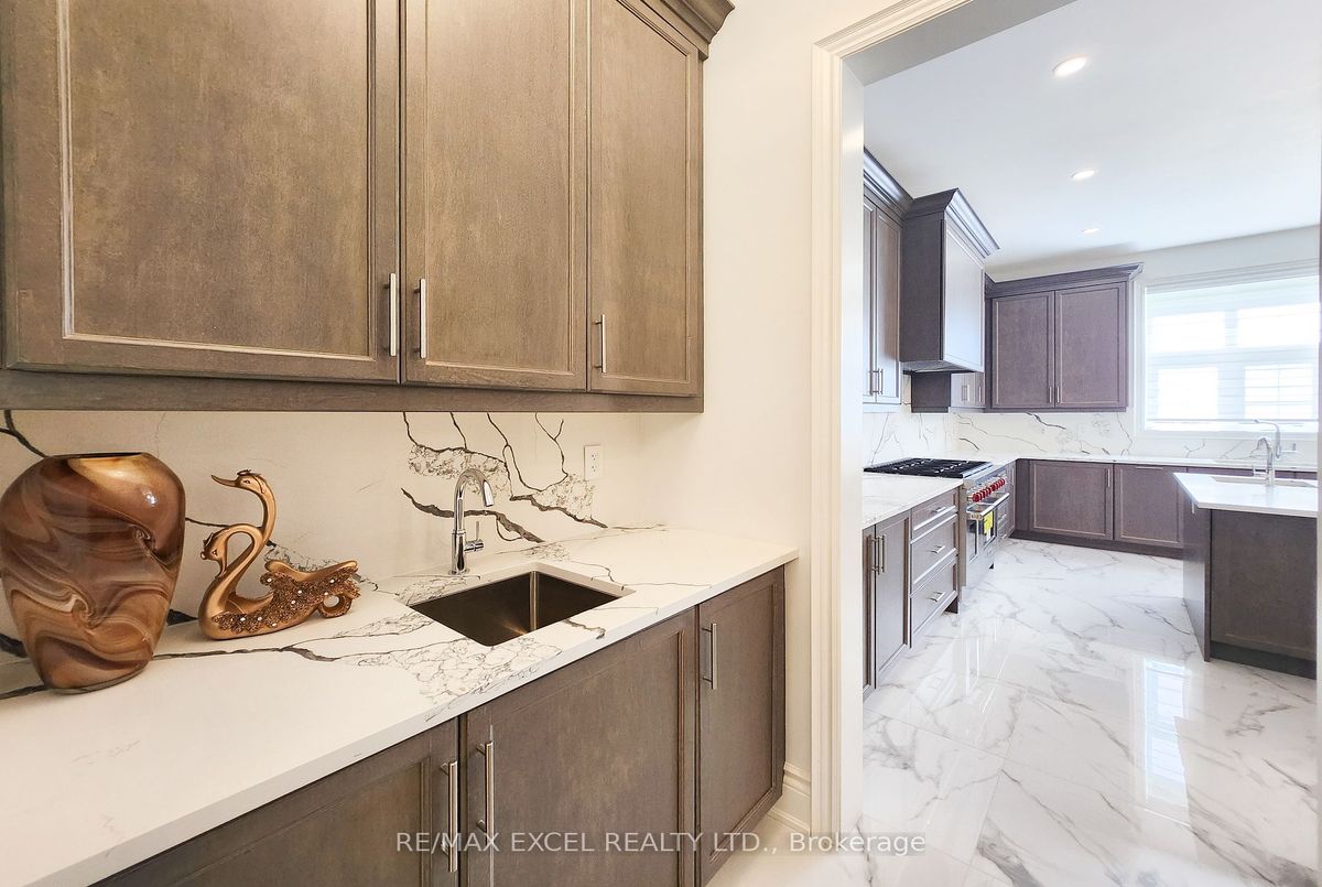 19 Sofia Olivia Cres Vaughan 19 Sofia Olivia Cres Vaughan