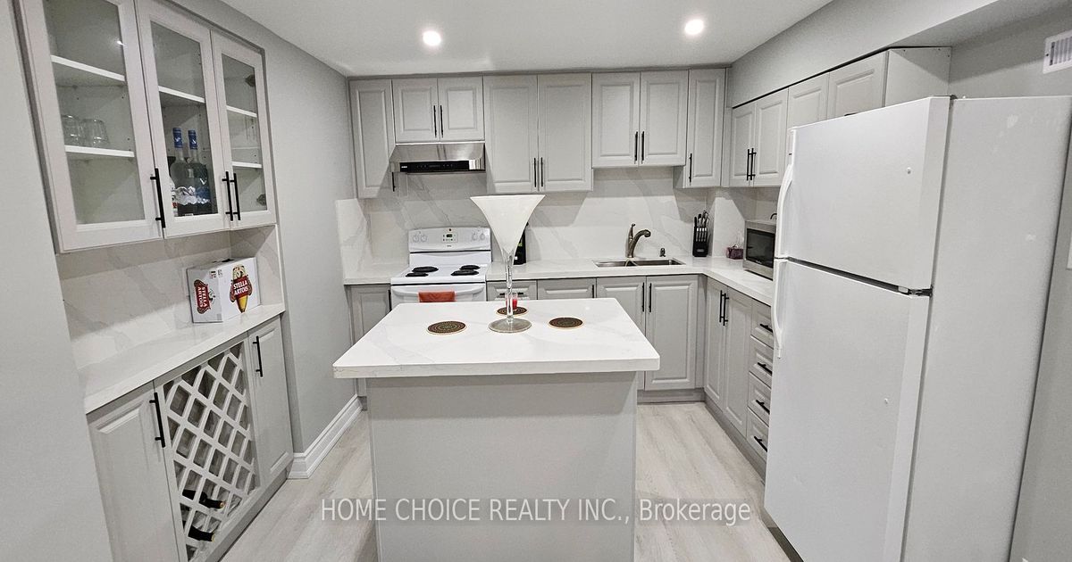 18 Stone Mason Dr Markham