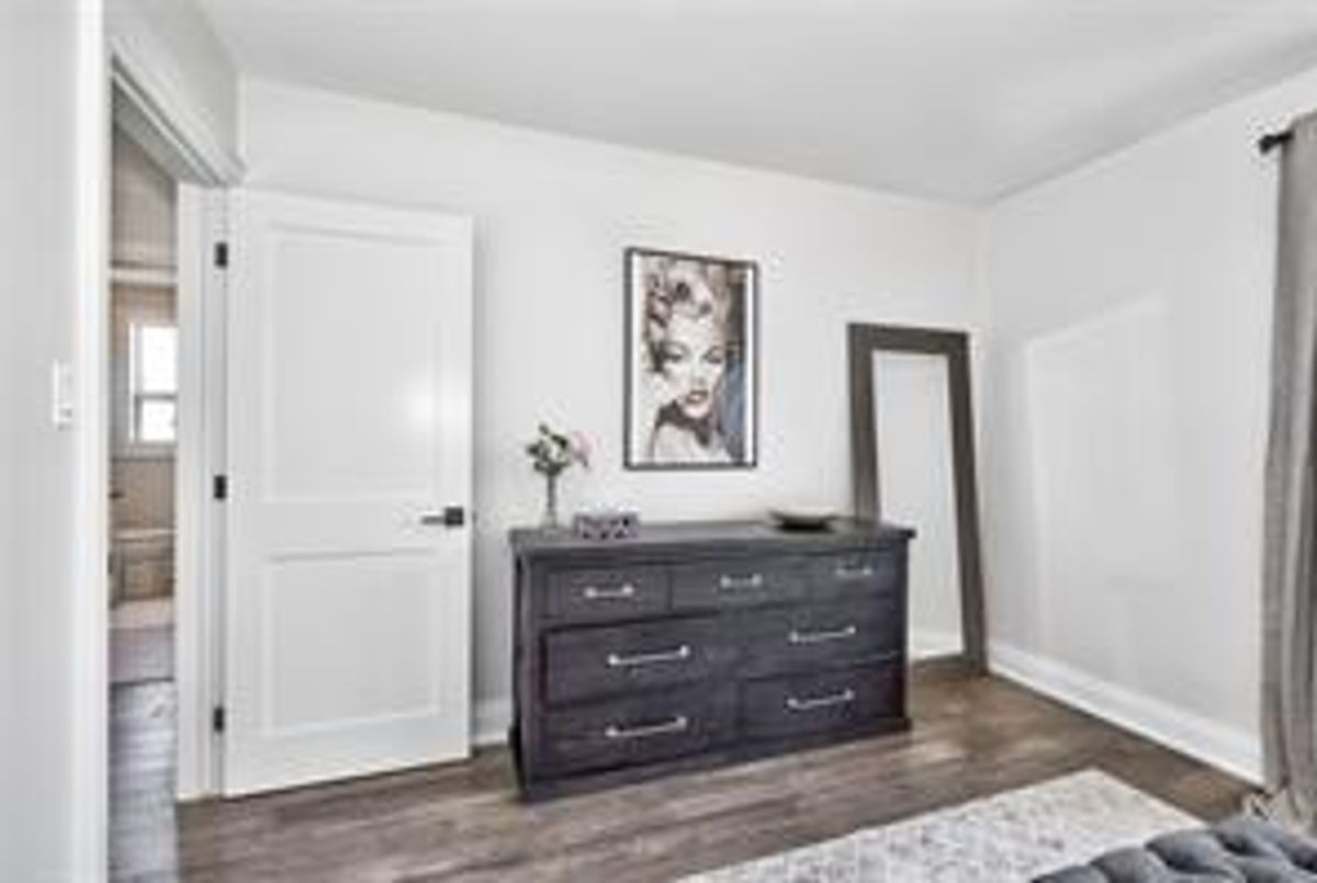 63 Kingswood Rd Oakville 63 Kingswood Rd Oakville