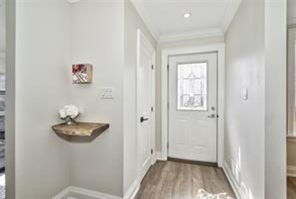 63 Kingswood Rd Oakville 63 Kingswood Rd Oakville