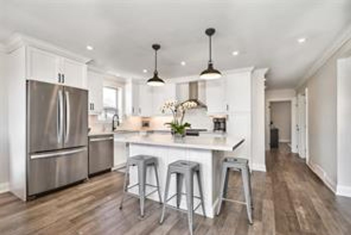 63 Kingswood Rd Oakville 63 Kingswood Rd Oakville