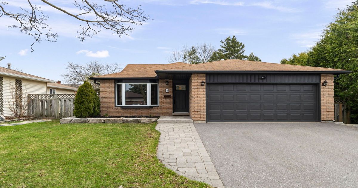 74 Bronte Crescent Barrie