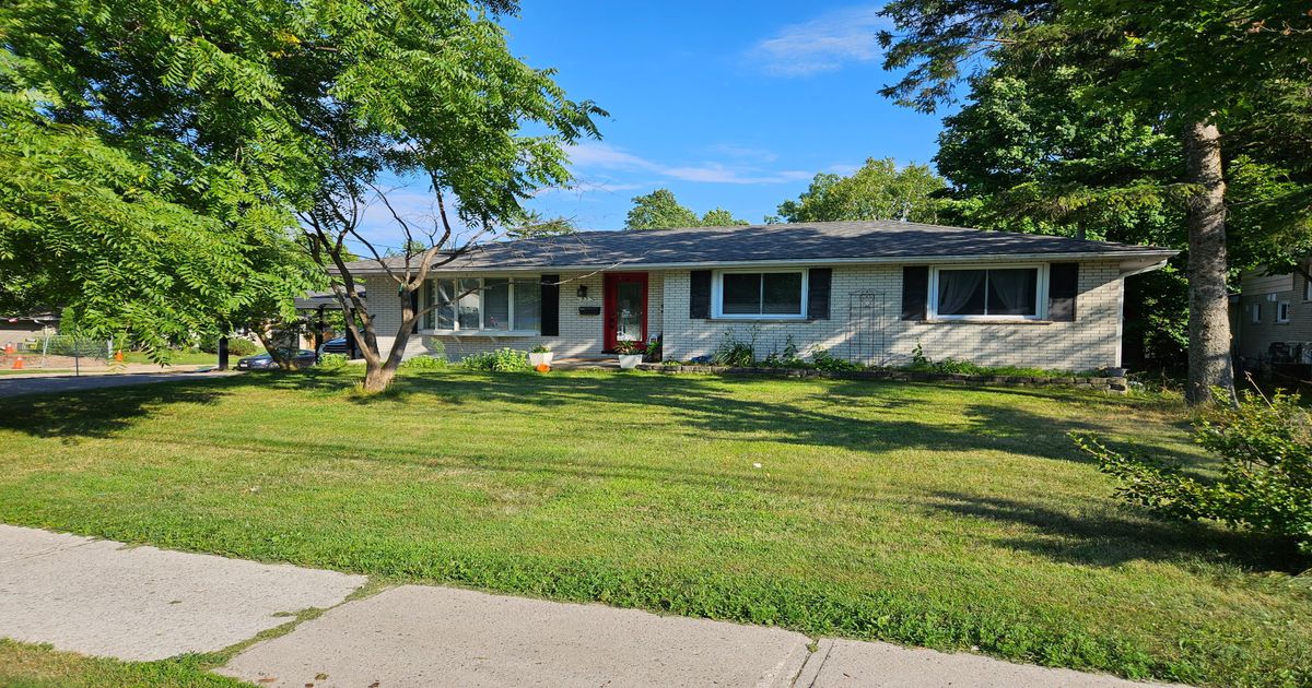 63 Cundles Road E Barrie