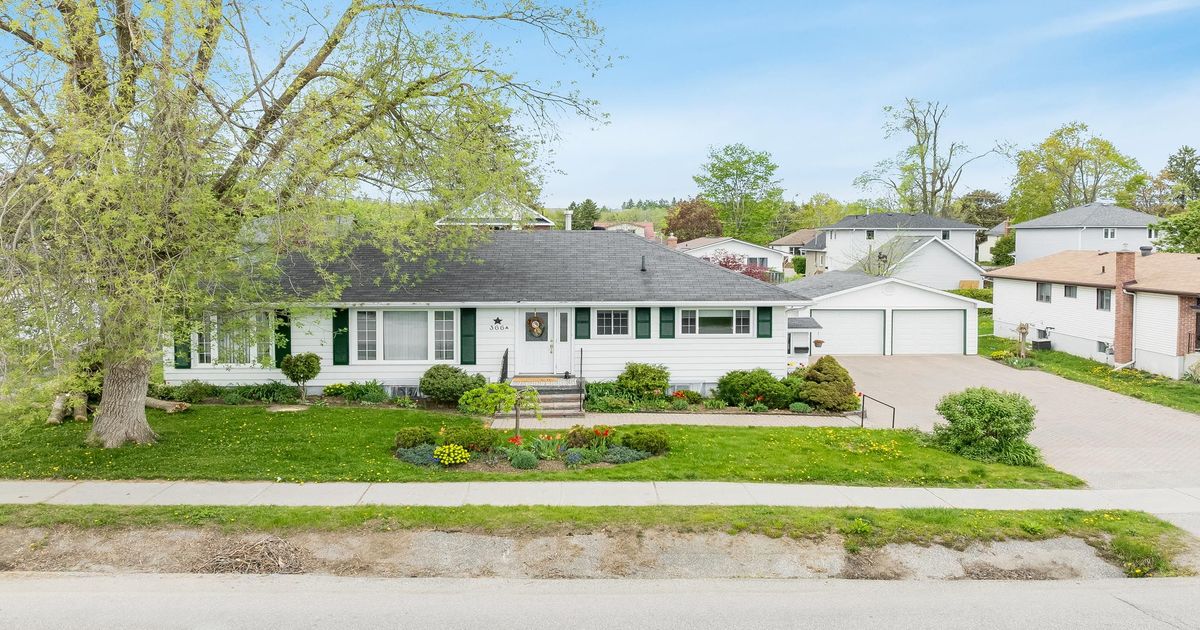 366 Mississaga Street W Orillia