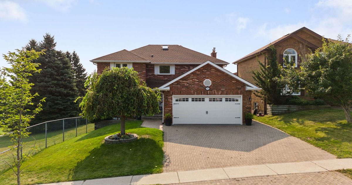292 Leacock Drive Barrie
