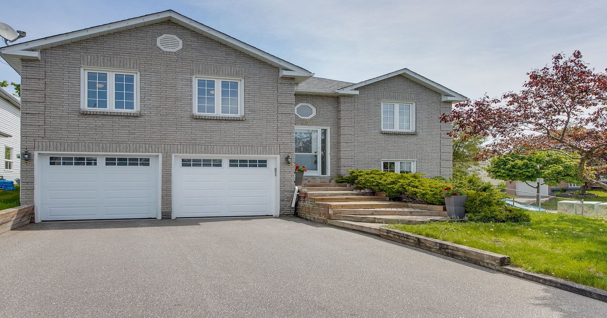 25 Shakespeare Crescent Barrie
