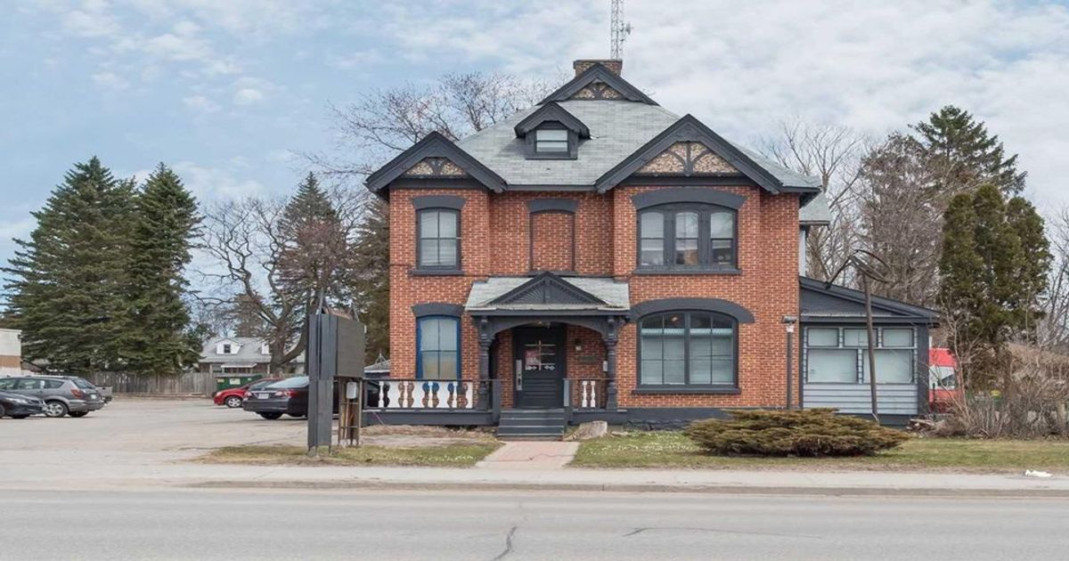169 Bayfield Street Barrie