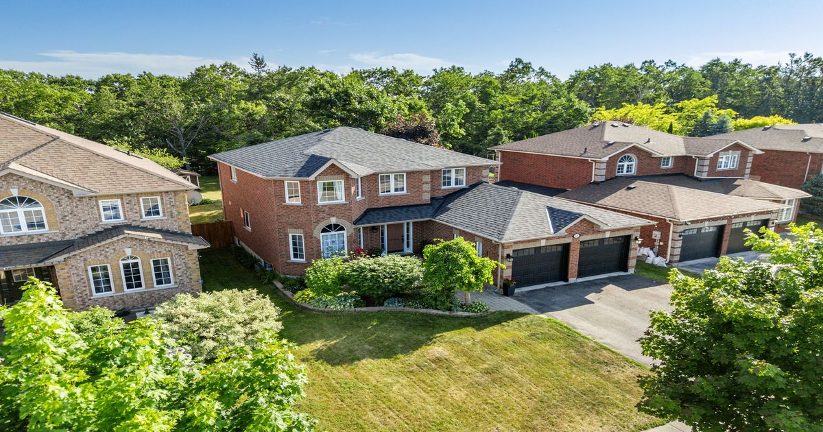 45 White Elm Road Barrie