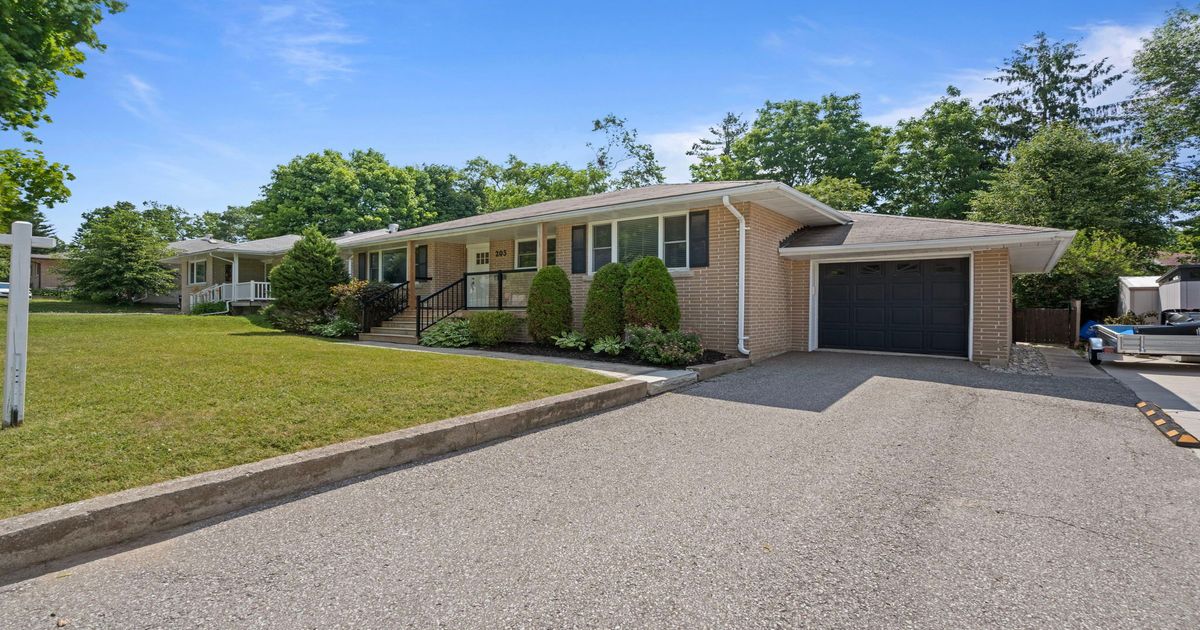 205 Wellington Street E Barrie