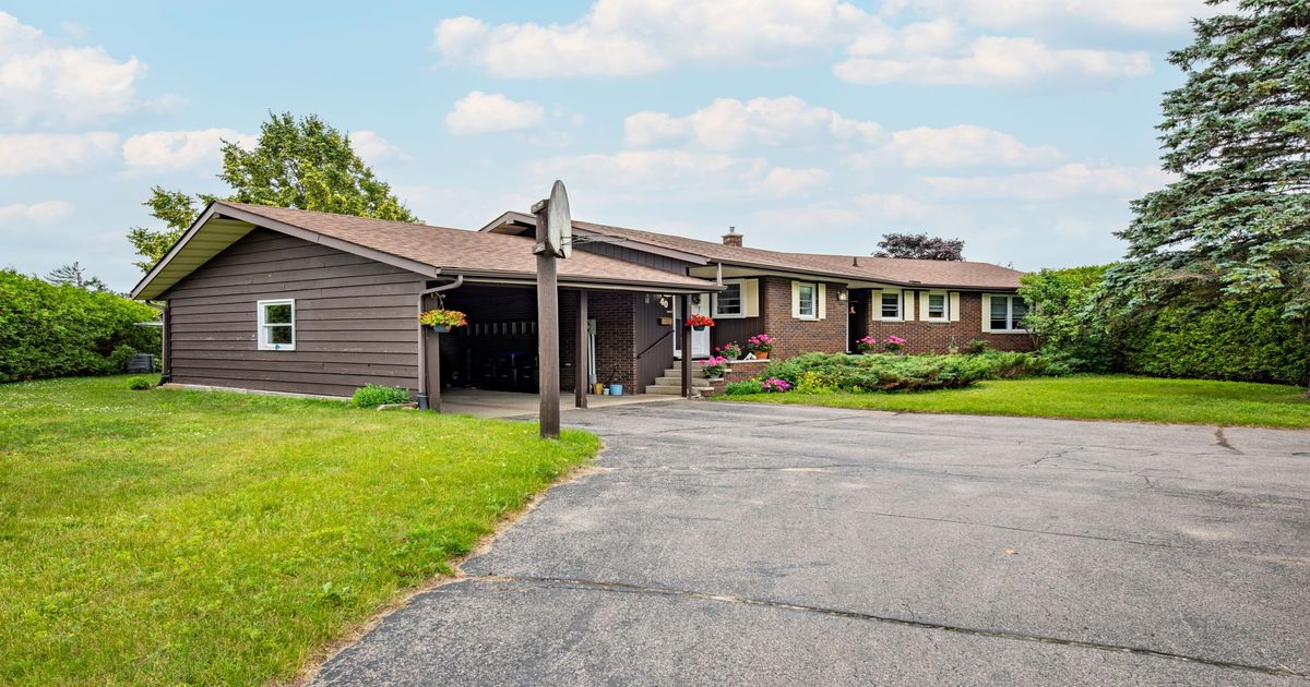 40 Payette Drive Penetanguishene