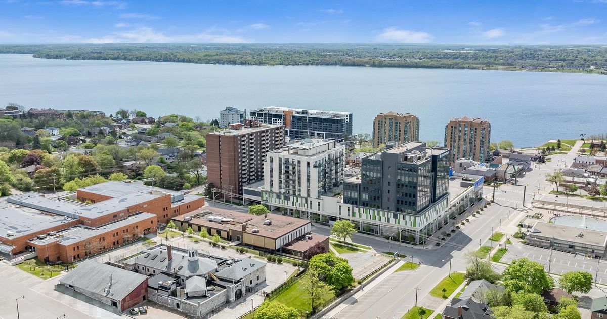 111 Worsley Street Barrie