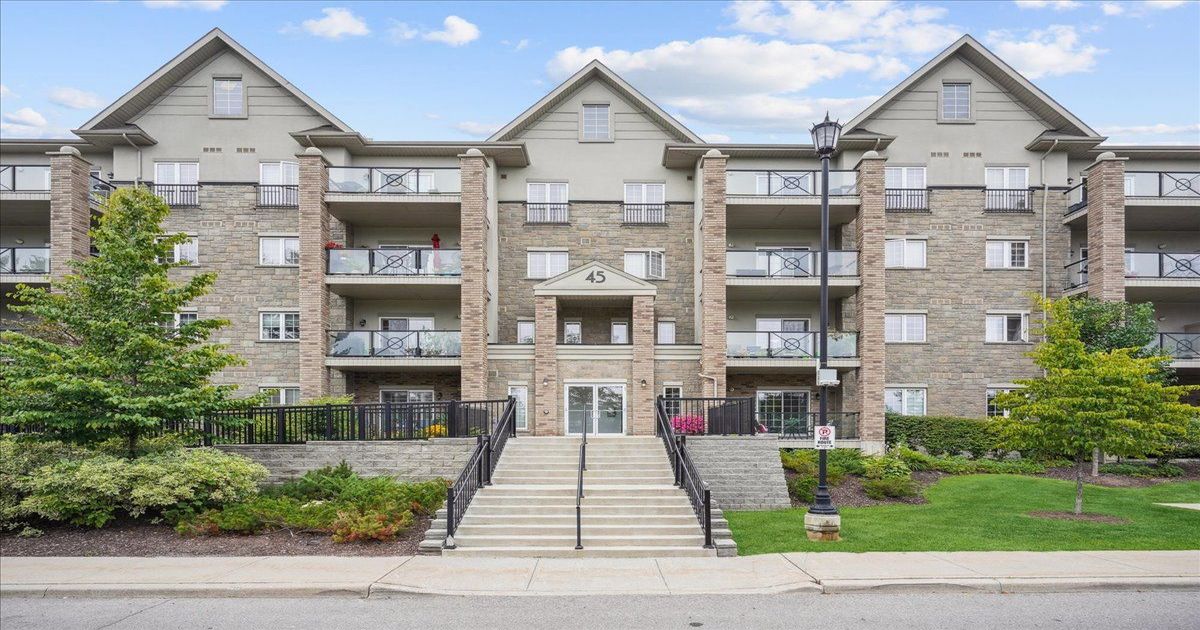45 Ferndale Drive S Barrie