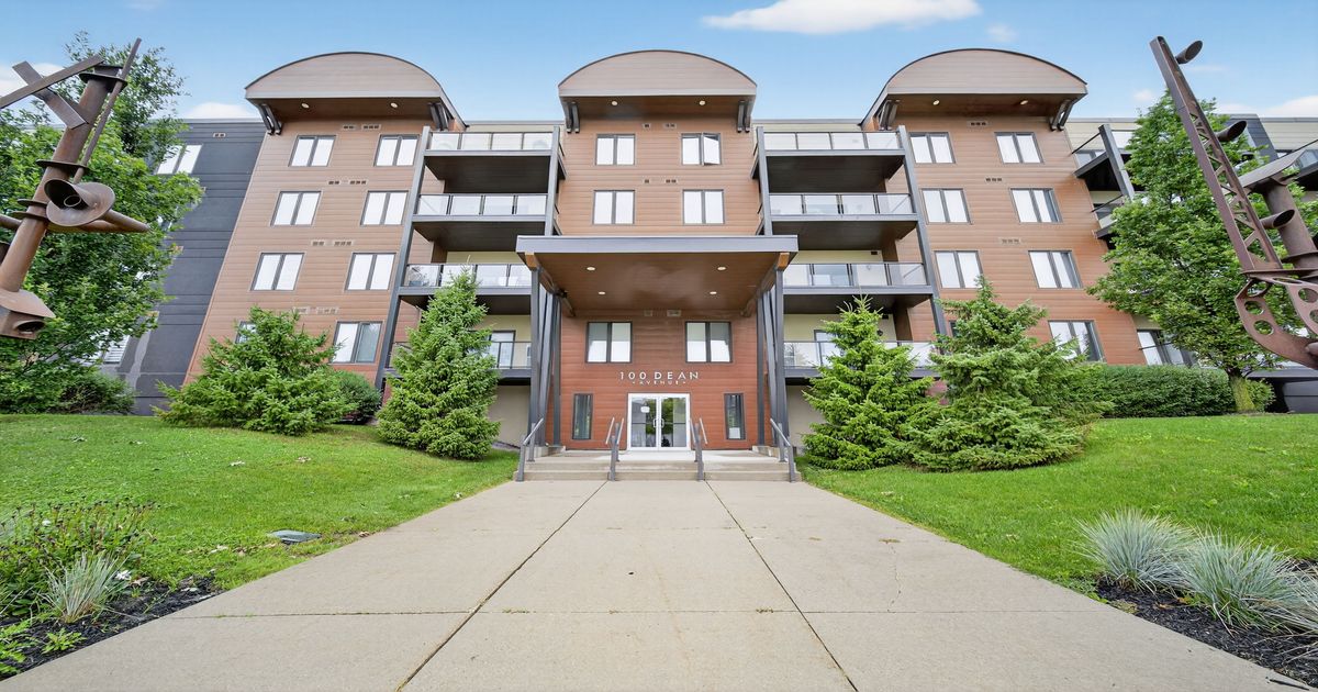 100 Dean Avenue Barrie